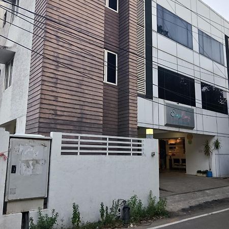 Stayeasy Tiruvanmiyur Chennai Exterior photo
