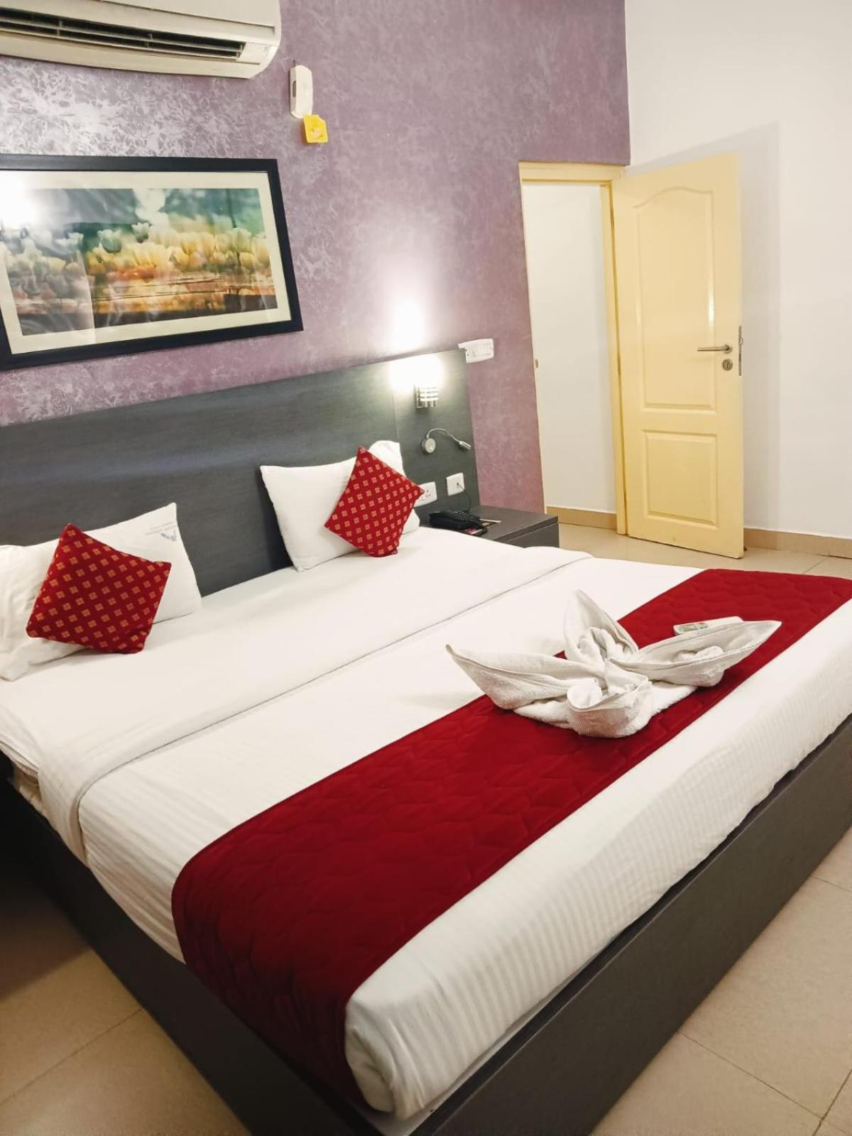 Stayeasy Tiruvanmiyur Chennai Exterior photo